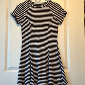 Black and white BDG dress👗